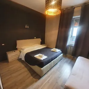 Sira House Olaszország